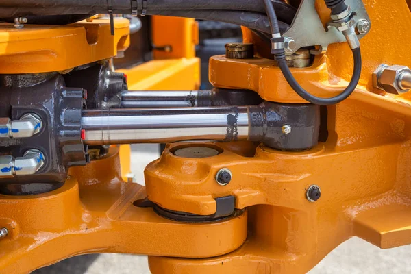 depositphotos_650023716-stock-photo-detail-hydraulic-construction-equipment-hydraulic rewinding motor